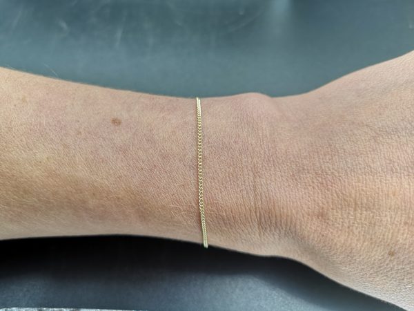 yellow gold curb welded bracelet